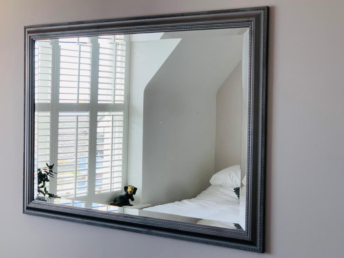 Penthouse Suite, Sea View, Close To Shops, Beach And Train St Leonards-on-Sea Екстер'єр фото