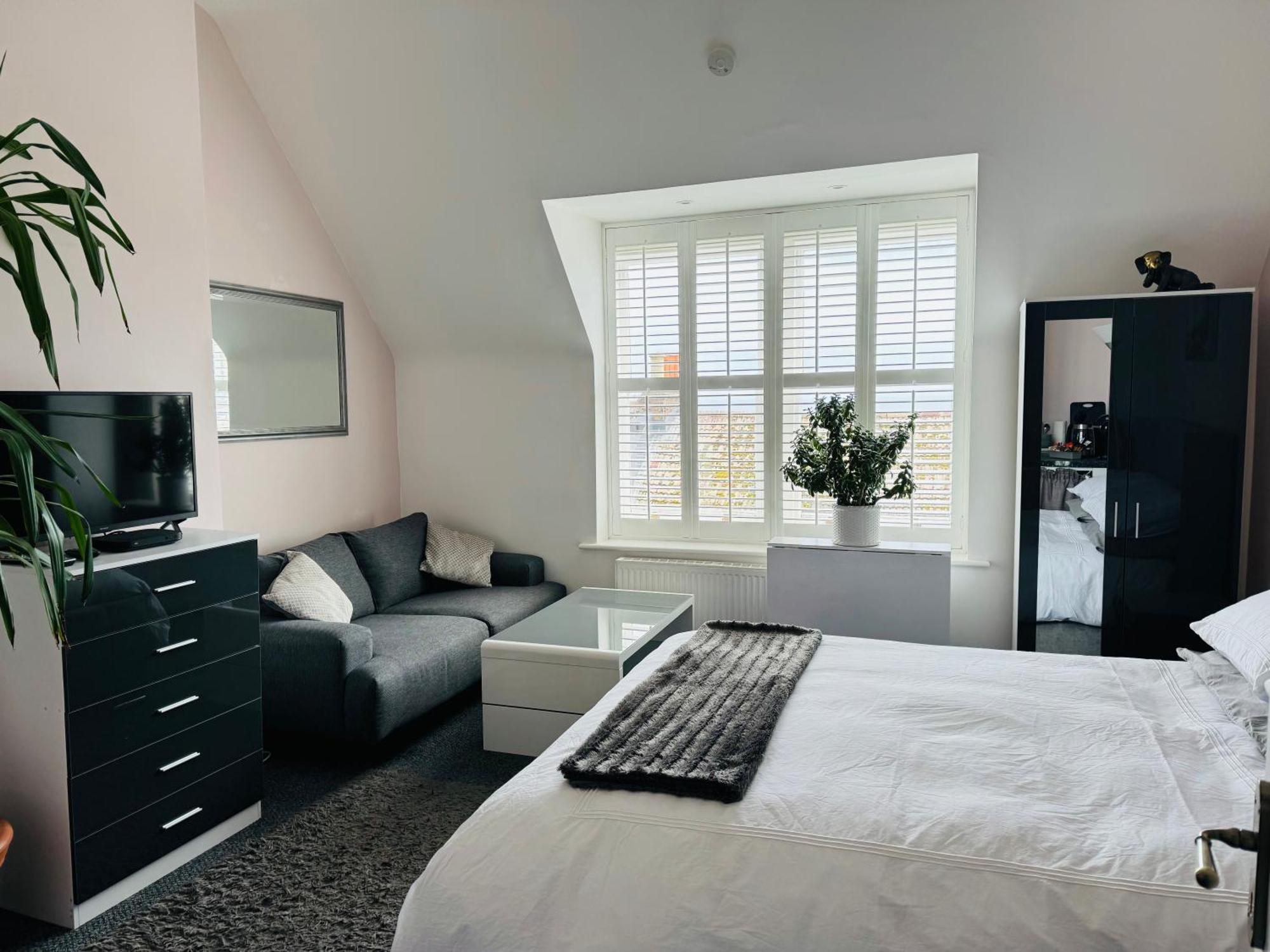 Penthouse Suite, Sea View, Close To Shops, Beach And Train St Leonards-on-Sea Екстер'єр фото